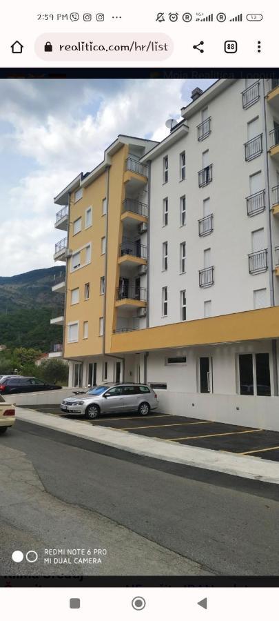 Laki&uki * Herceg Novi